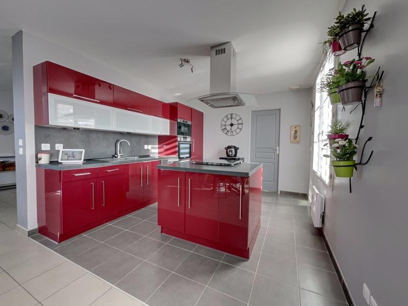 Maison - 117 m² - 6 pièces