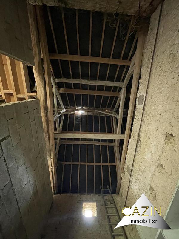 Maison - 300 m² - 6 pièces