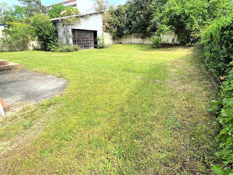 Maison - 228 m² - 6 pièces