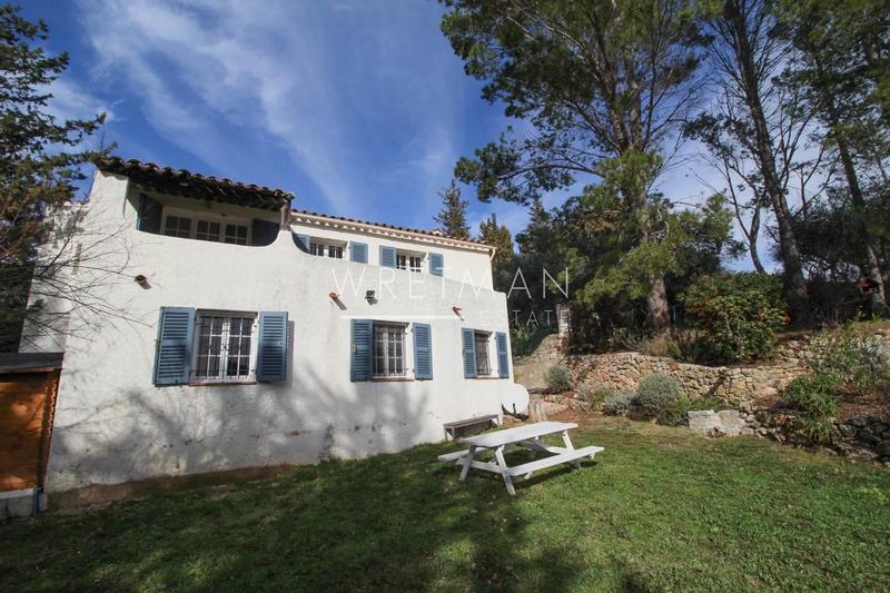 Villa - 102 m² - 5 pièces