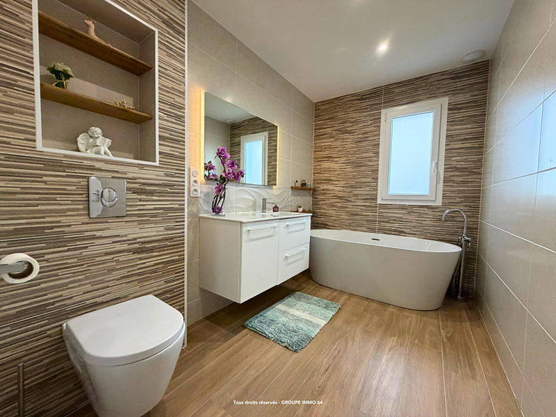 Maison - 147 m² - 6 pièces