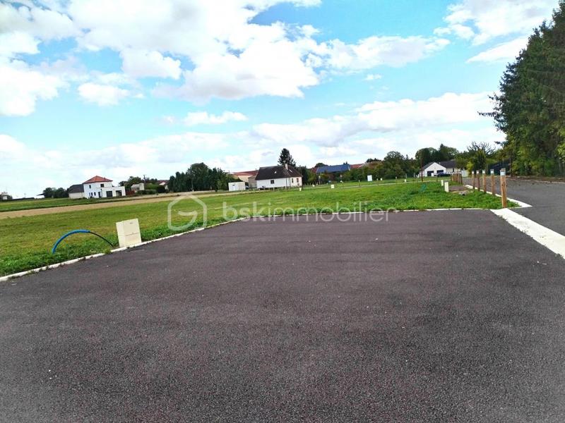 Terrain constructible - 628 m²