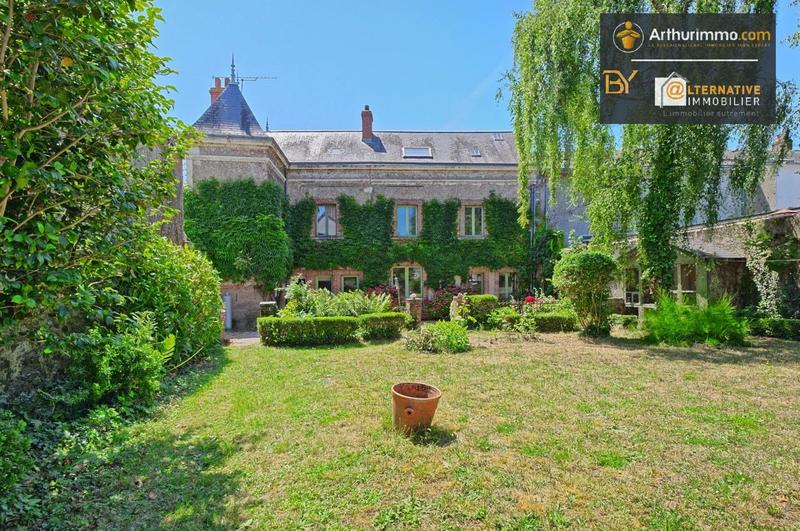 Maison - 292 m² - 12 pièces