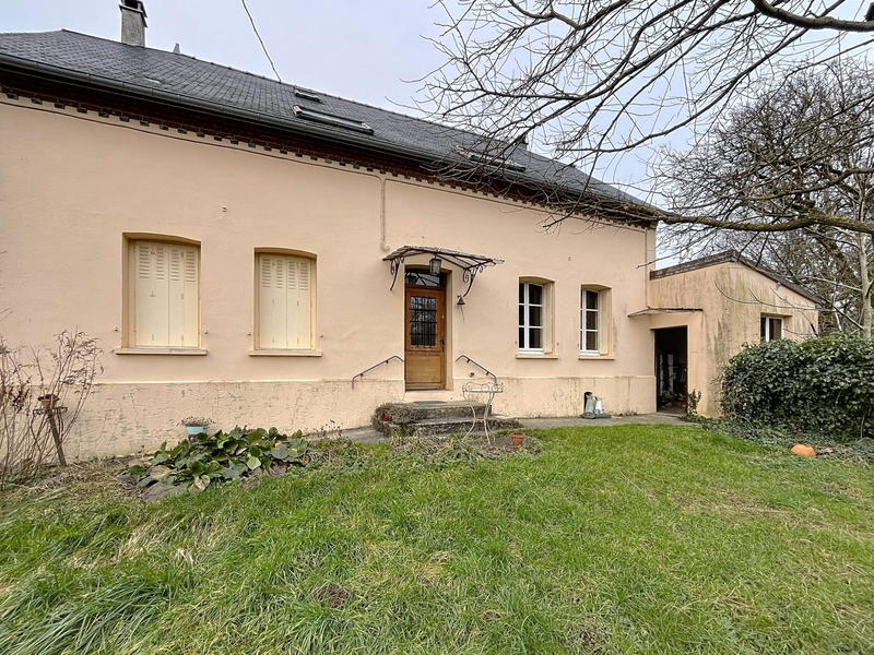 Maison - 178 m² - 10 pièces