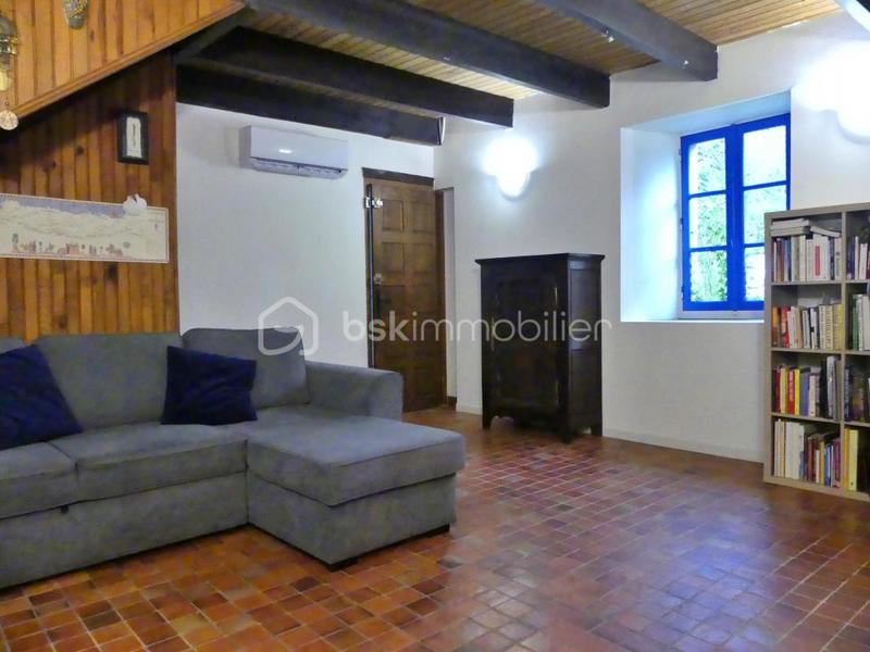 Longère - 261 m² - 14 pièces