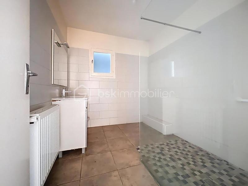 Maison traditionnelle - 144 m² - 6 pièces