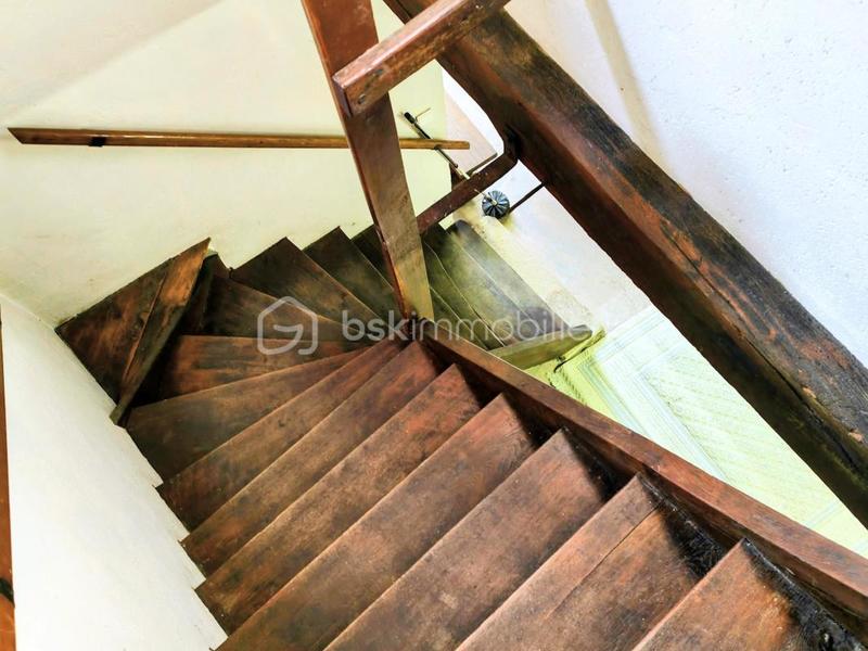 Immeuble - 258 m² - 12 pièces