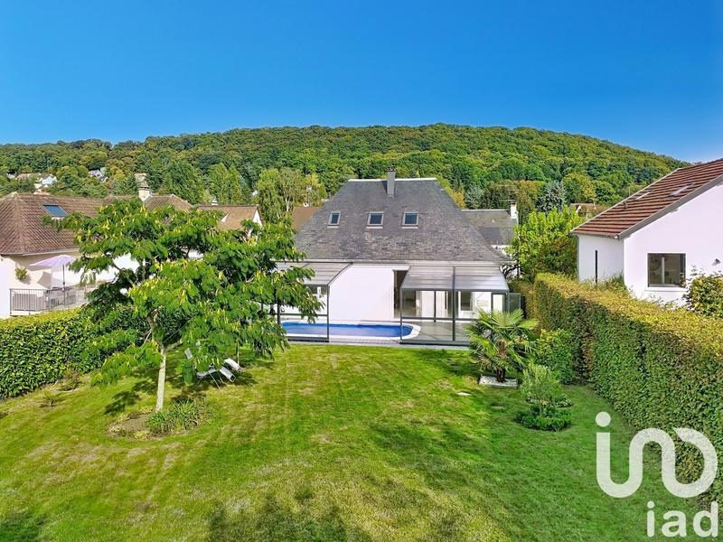 Maison - 135 m² - 7 pièces