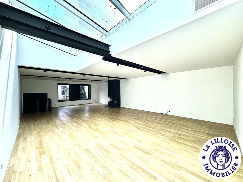 Maison - 194 m² - 3 pièces