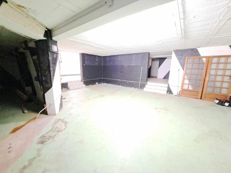 Maison - 184 m² - 5 pièces