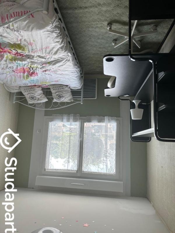 Chambre - 11 m² - 1 pièce