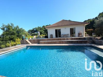 Maison - 150 m² - 5 pièces