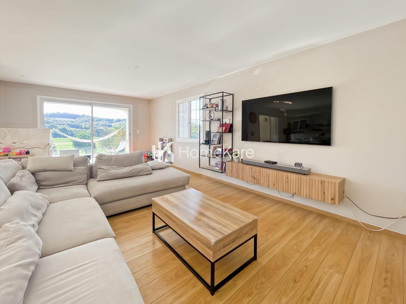 Maison - 130 m² - 5 pièces