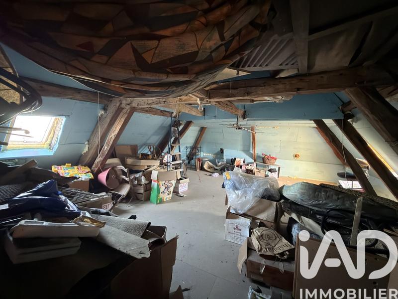 Maison - 180 m² - 7 pièces