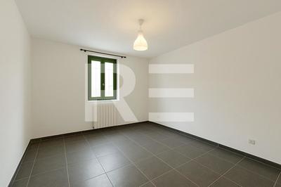 Duplex - 104 m² - 5 pièces