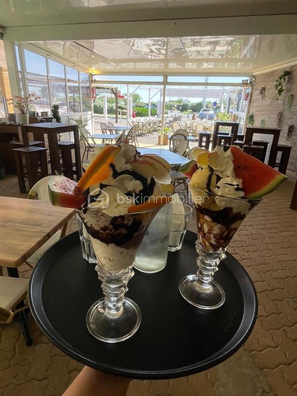 Local commercial - 114 m² - 5 pièces