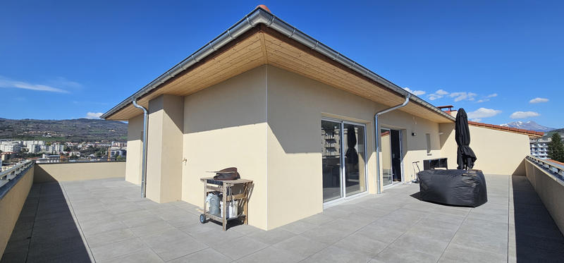 Appartement - 123 m² - 4 pièces