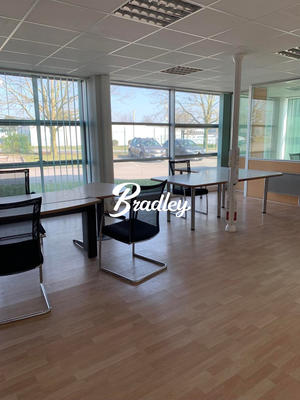 Bureau - 156 m²