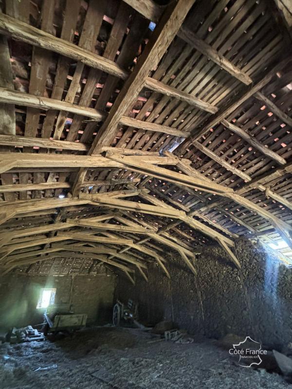 Maison - 160 m² - 2 pièces