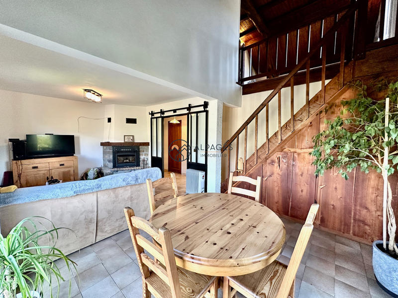 Châlet - 143 m² - 6 pièces