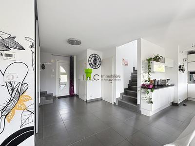 Maison - 106 m² - 4 pièces