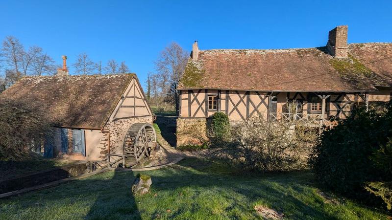 Maison - 370 m² - 10 pièces