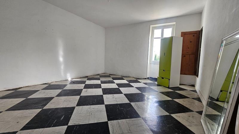 Maison ancienne - 210 m² - 6 pièces