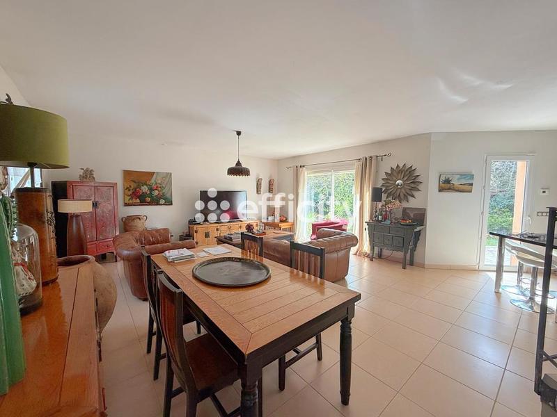 Maison - 150 m² - 5 pièces