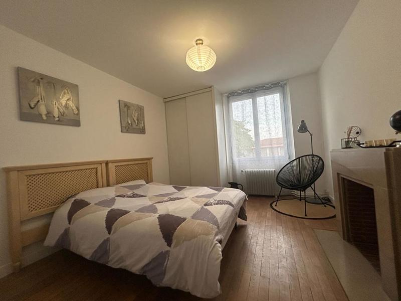 Maison - 226 m² - 9 pièces