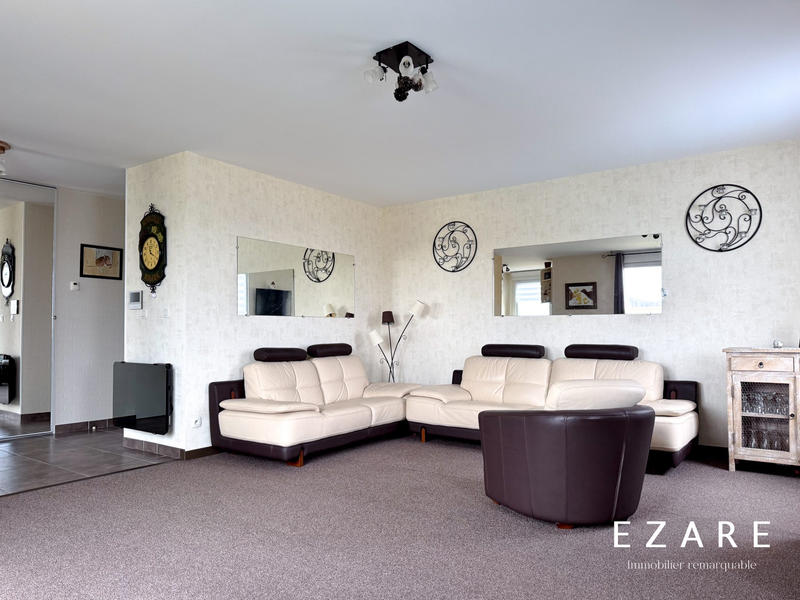 Appartement - 98 m² - 4 pièces