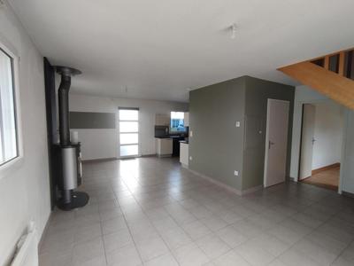 Maison traditionnelle - 101 m² - 5 pièces