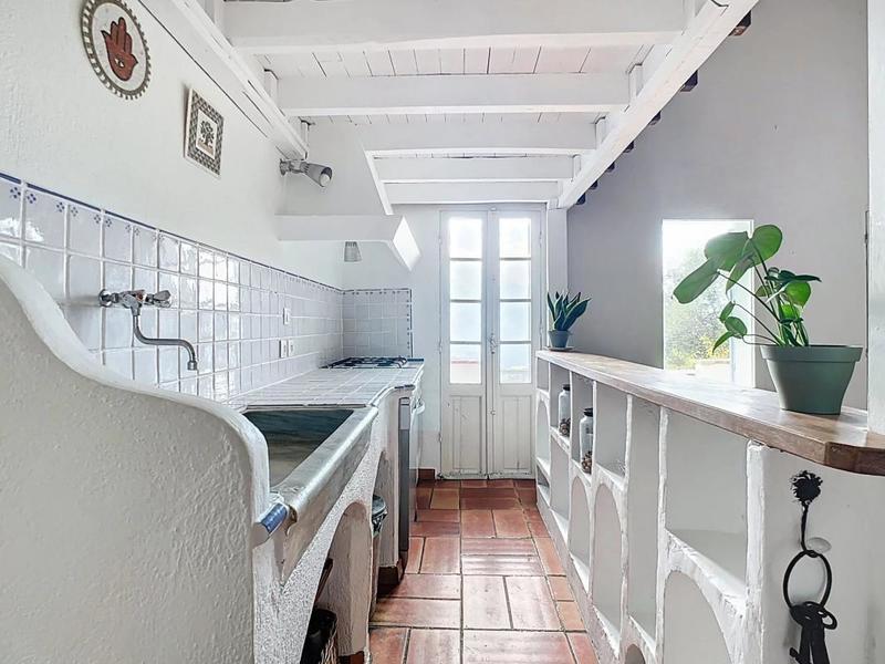 Maison - 201 m² - 5 pièces