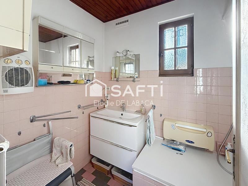 Maison - 104 m² - 4 pièces