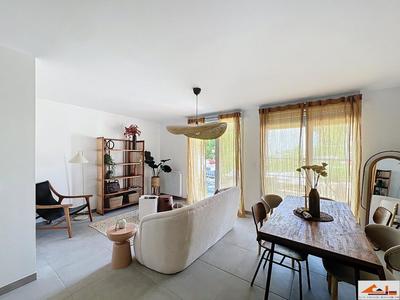 Maison - 86 m² - 4 pièces