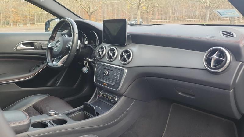 Mercedes Classe Gla I 200 156 7g-Dct Fascination - Automatique Toit ouvrant
