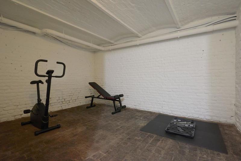 Maison - 143 m² - 9 pièces