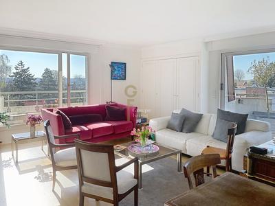 Appartement - 108 m² - 3 pièces