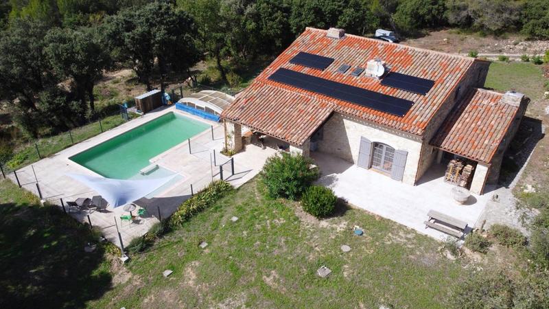 Mas - 220 m² - 5 pièces