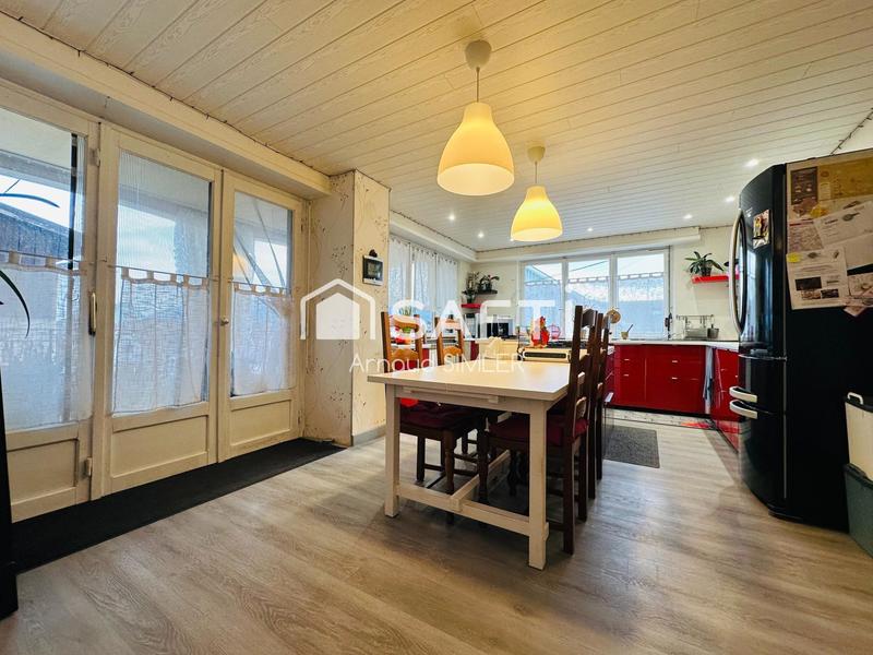 Maison - 170 m² - 7 pièces