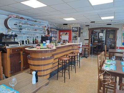 Maison - 217 m² - 6 pièces