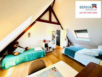 Maison - 120 m² - 4 pièces