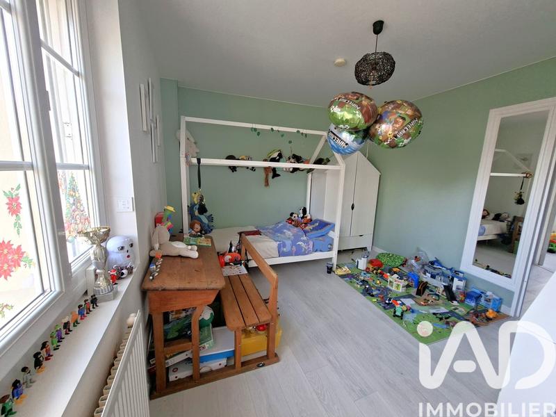 Maison - 122 m² - 4 pièces