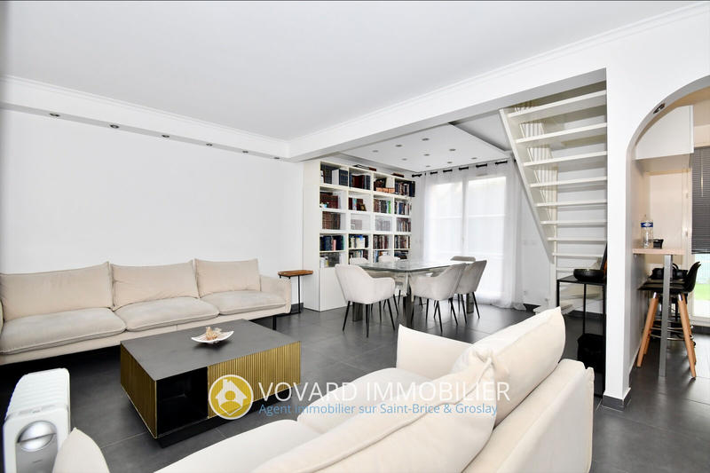 Maison - 89 m² - 4 pièces