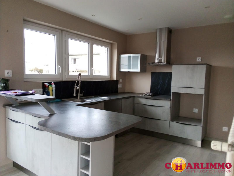 Maison traditionnelle - 129 m² - 4 pièces