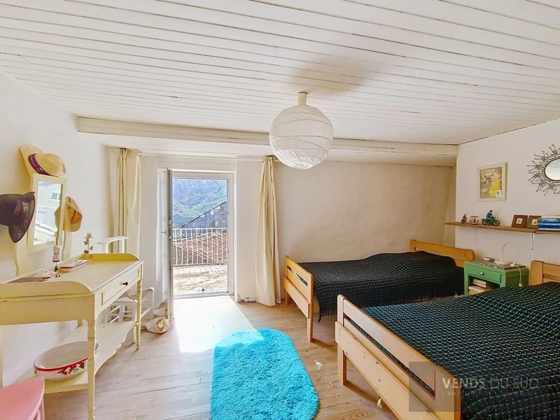 Maison de village - 93 m² - 5 pièces