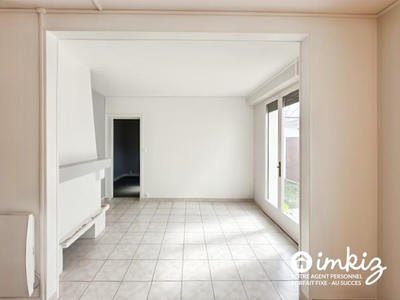 Maison - 93 m² - 5 pièces