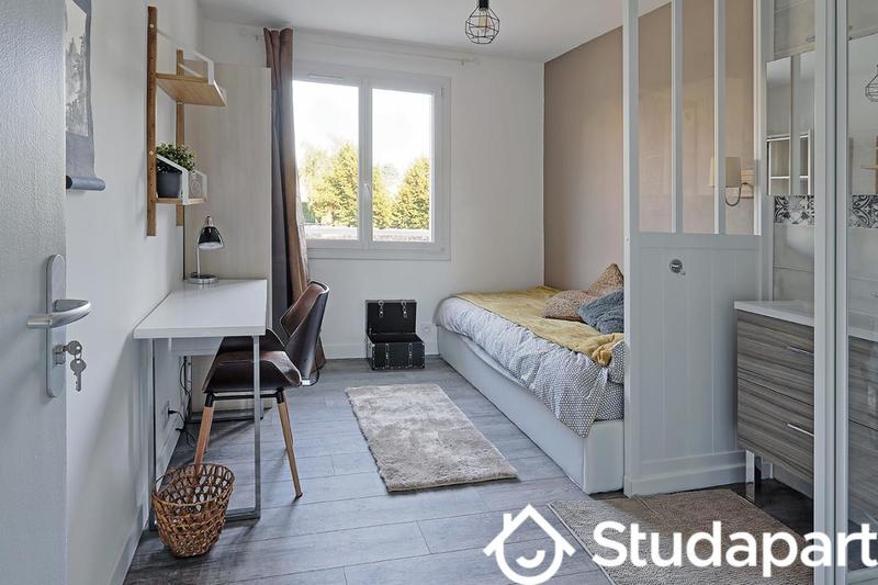 Chambre - 10 m² - 1 pièce