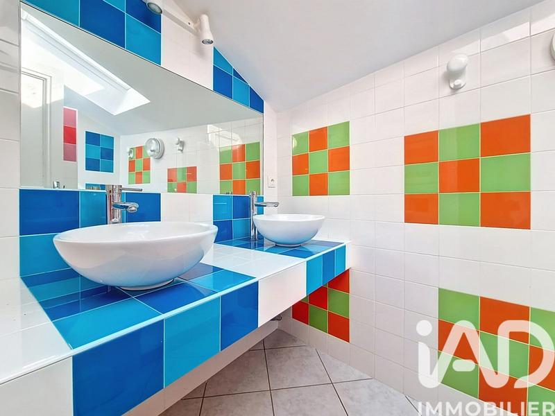 Maison - 167 m² - 6 pièces