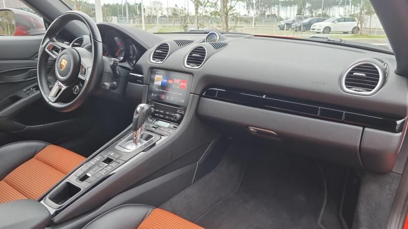 Porsche 718 Boxster t 2.0 300 Pdk7