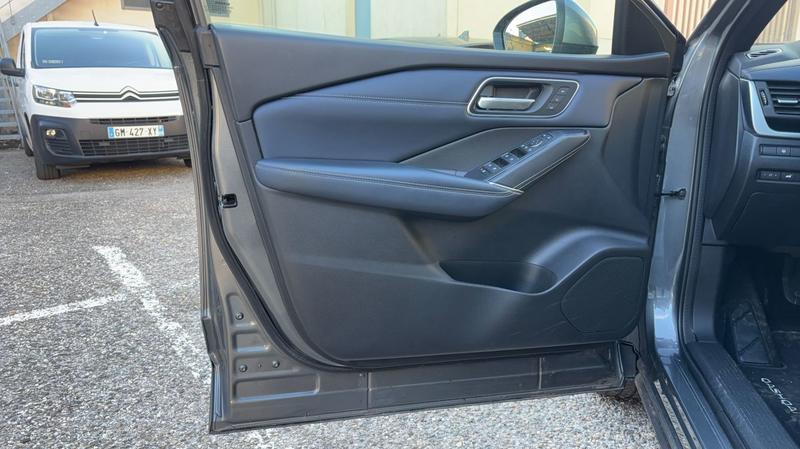 Nissan Qashqai 1.5i Hybrid 190 Vc-T Tekna +